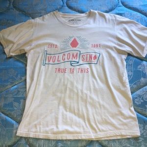 Volcom tee